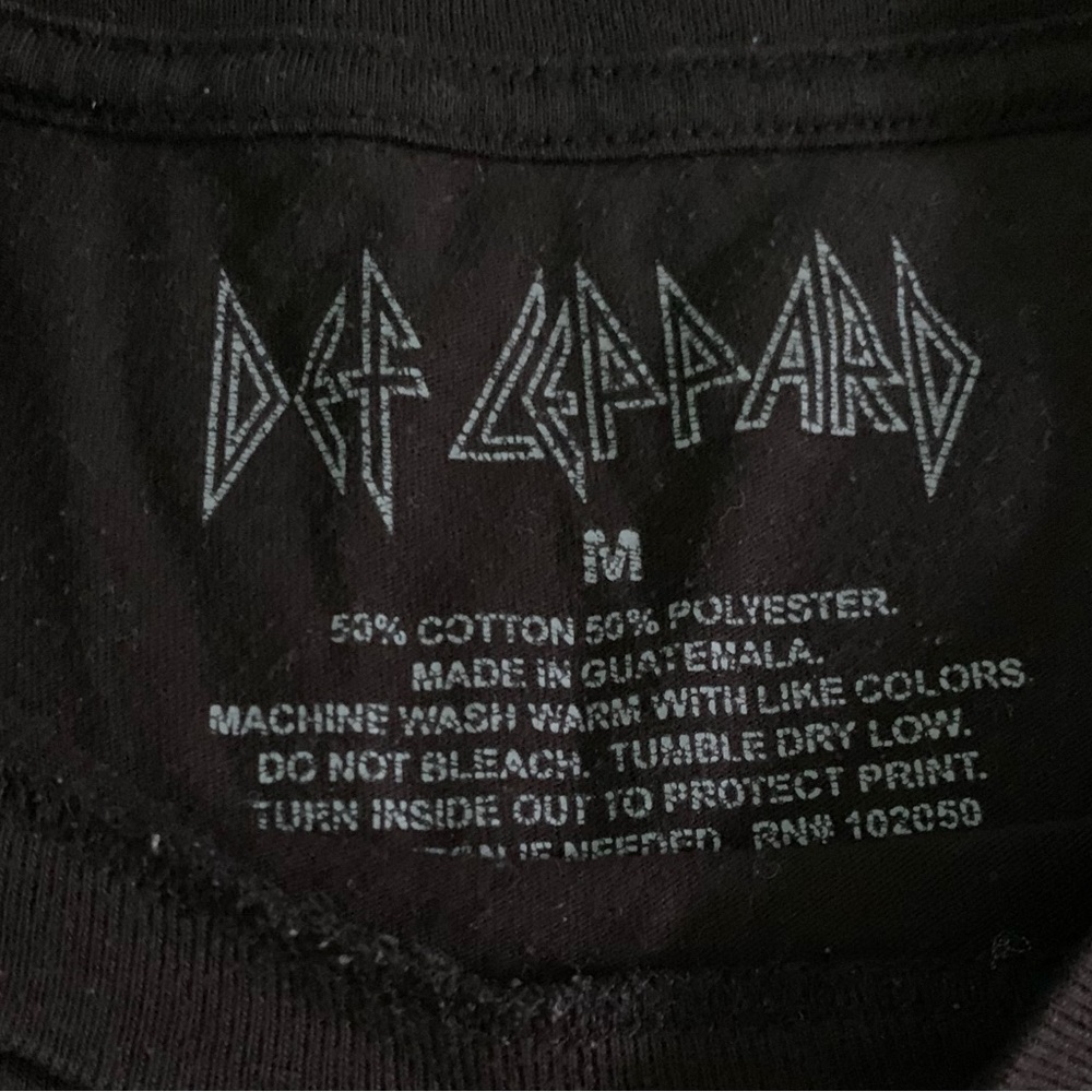 Women’s Rocker T-Shirt Bundle size Medium - Picture 4 of 5